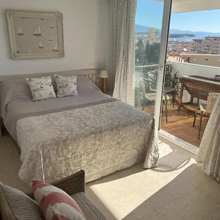 Large Three Bedroom Panoramic Sea Views Апартаменты Эстепона
